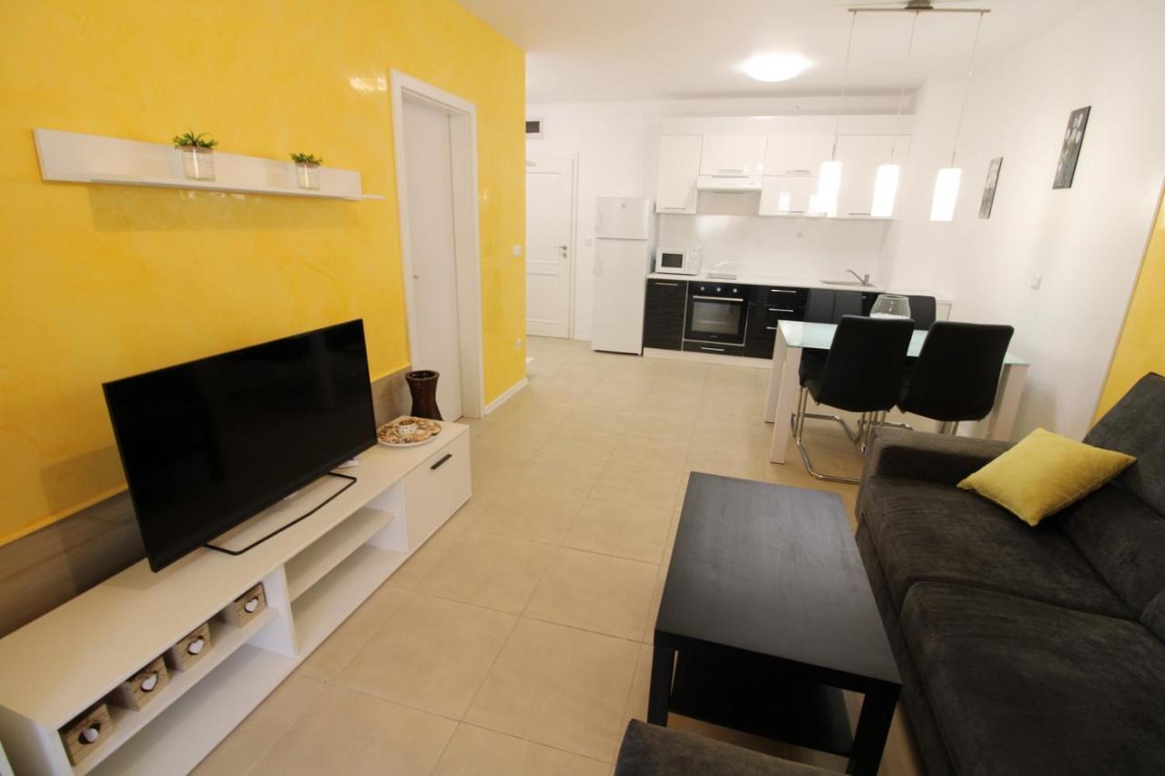 Menada Kavaci Sozopol Apartments Esterno foto